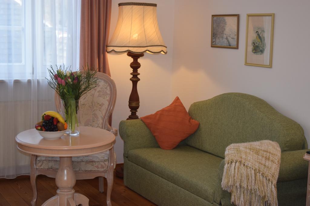 Hotel Landhaus Fuhrgassl-Huber Wina Bagian luar foto